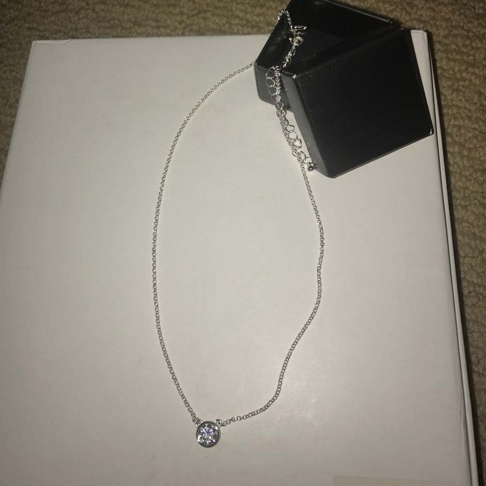 "Diamond" necklace✨