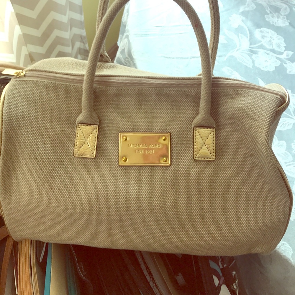 Michael Kors purse