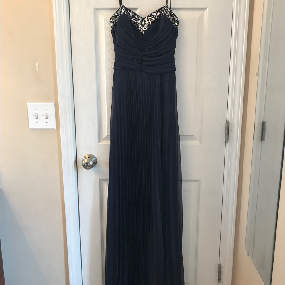 ✨ B. Darlin Prom Dress ✨