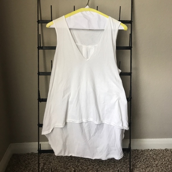 Never worn White Tank - Picture 1 of 2