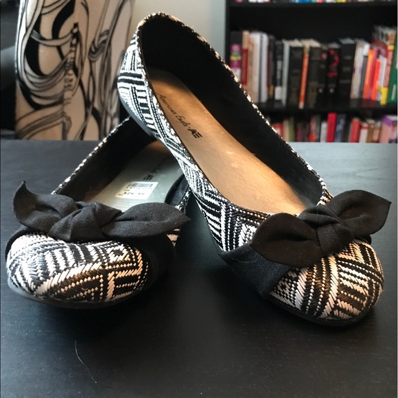 American Eagle flats - Picture 2 of 2