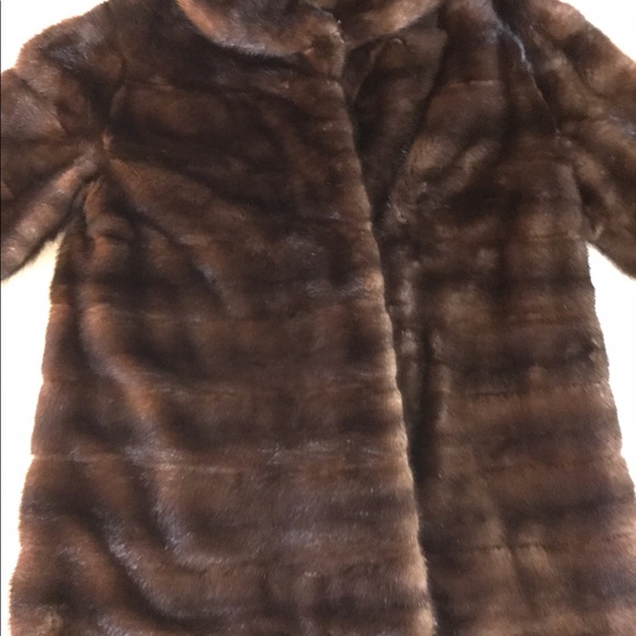 Fully let out natural mink stroller (3/4 length) - Picture 2 of 6