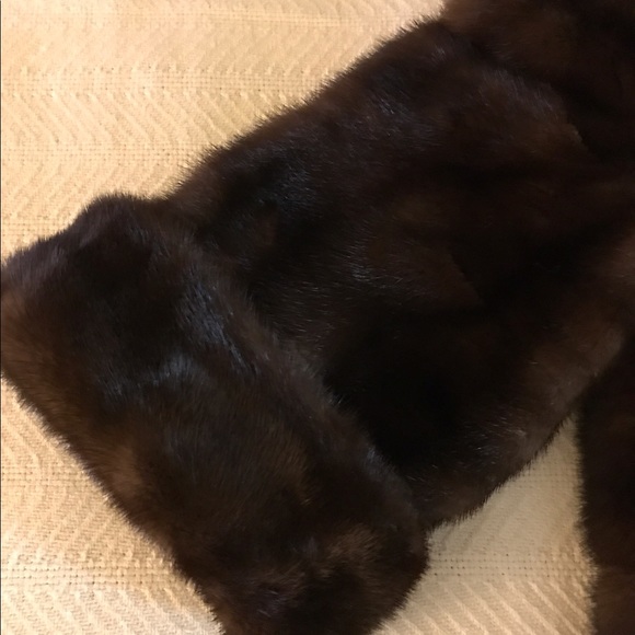 Fully let out natural mink stroller (3/4 length) - Picture 4 of 6