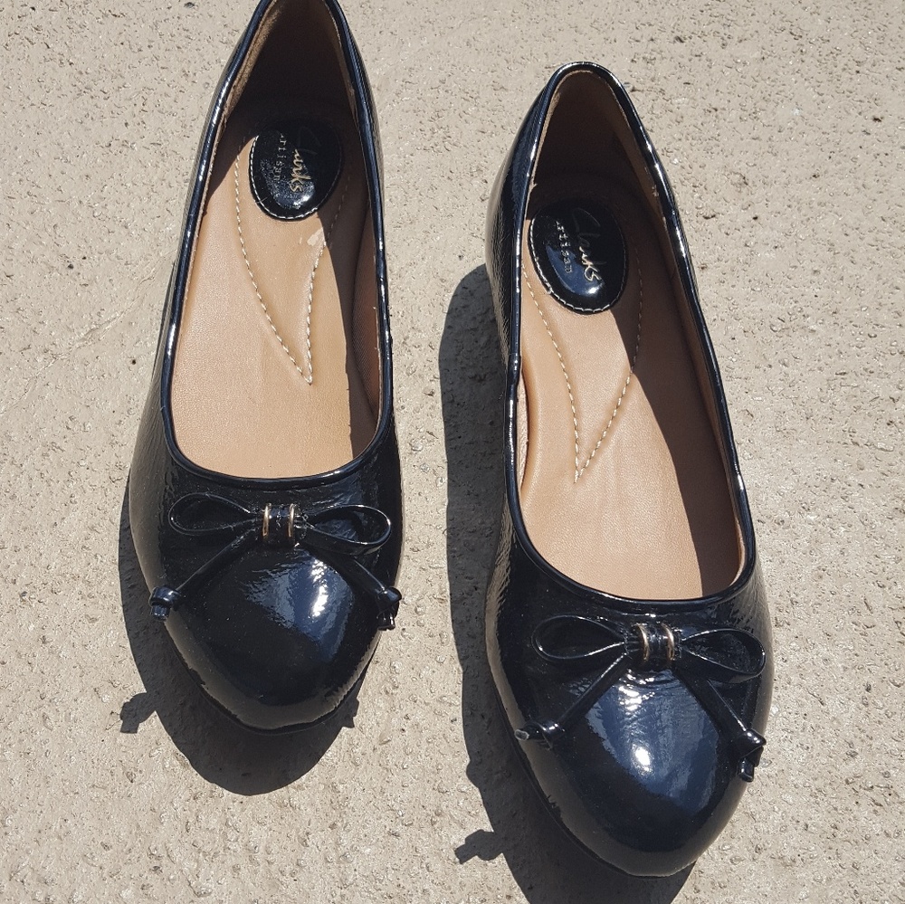 Clarks patent leather ballet flats