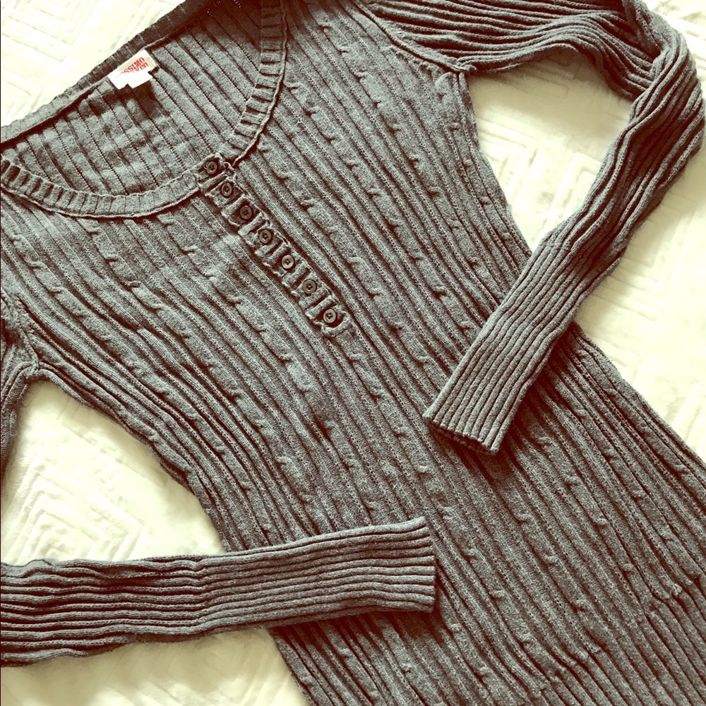 Grey Long Sleeve Sweater