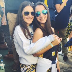 Meet your Posher, Danielle