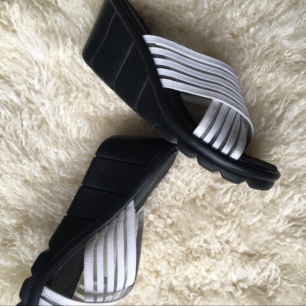 Black and white wedges
