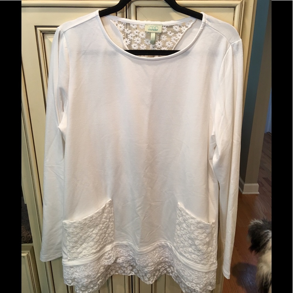 LOGO Lori Goldstein Large White Tunic Top NWOT