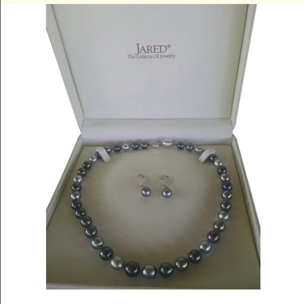 Like New* Jared * Tahitian Pearl Necklace & Ear