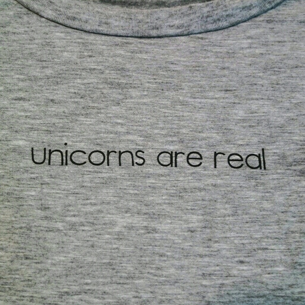 Gray Graphic Crop Tee - Picture 1 of 3