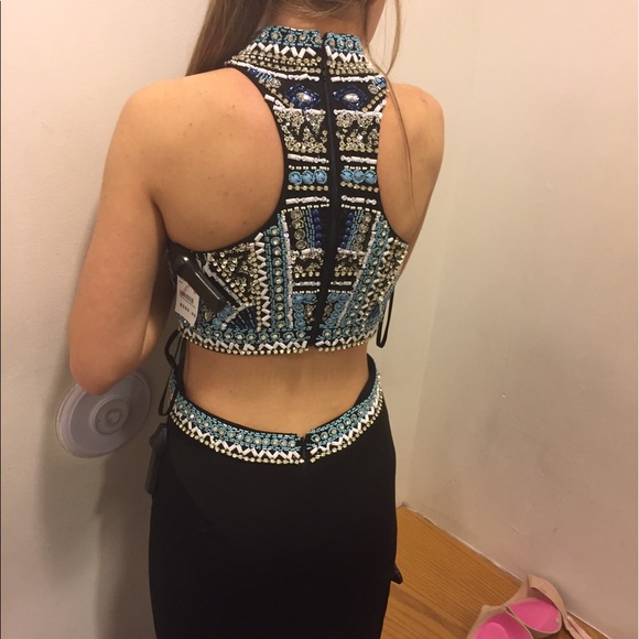 Evening dress - Picture 3 of 3