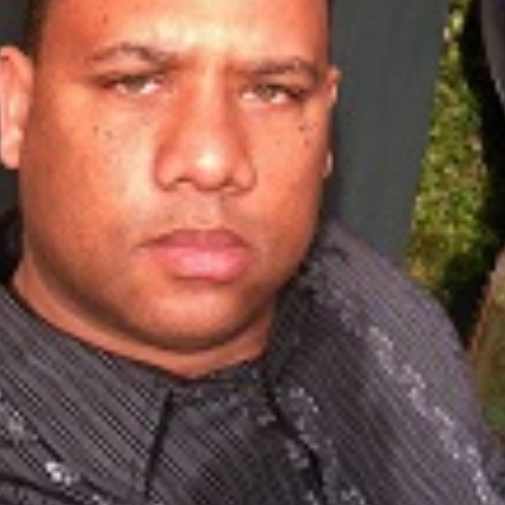 Meet your Posher, Charles