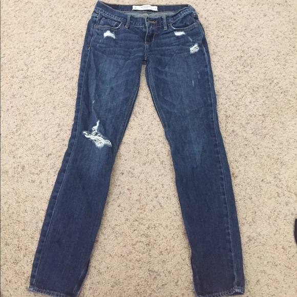 Abercrombie and Fitch navy blue skinny jeans!! - Picture 1 of 5