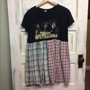 The walking dead upcycled t shirt size XL