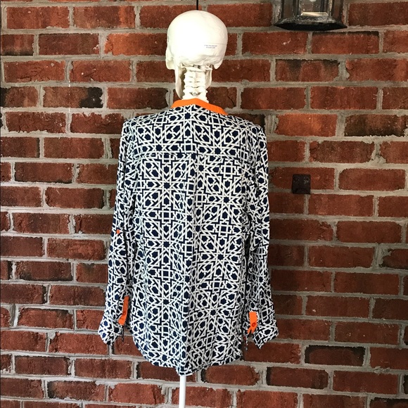 Umgee USA Women's blue geometric shirt SIZE LARGE - Picture 3 of 6