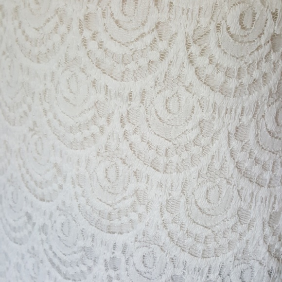 Banana Republic | NWOT Lace Skirt - Picture 2 of 10