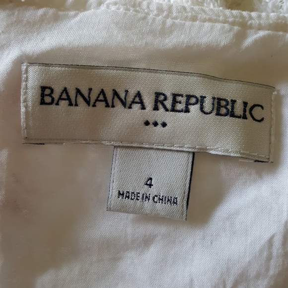 Banana Republic | NWOT Lace Skirt - Picture 3 of 10