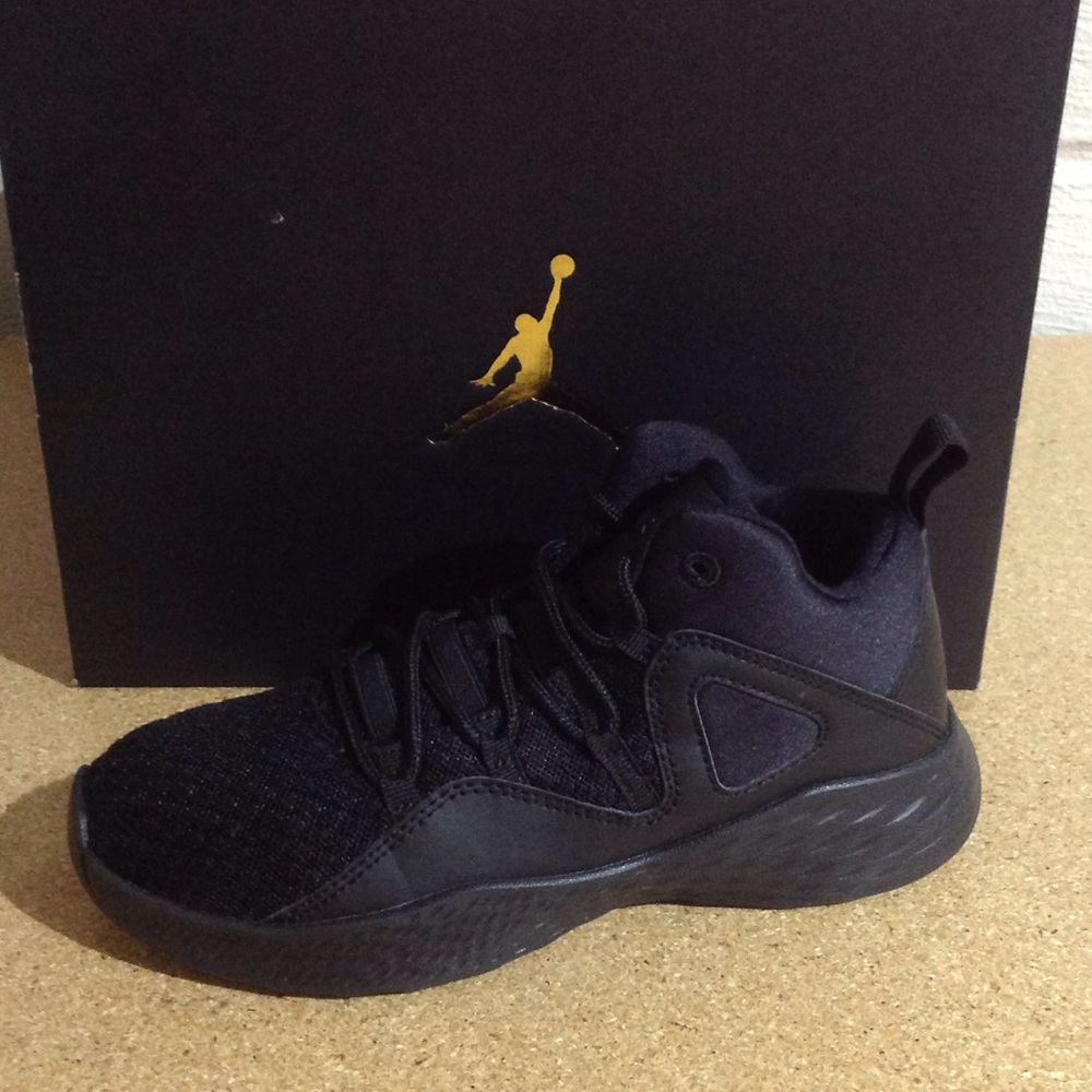 Jordan Boy's Formula 23
