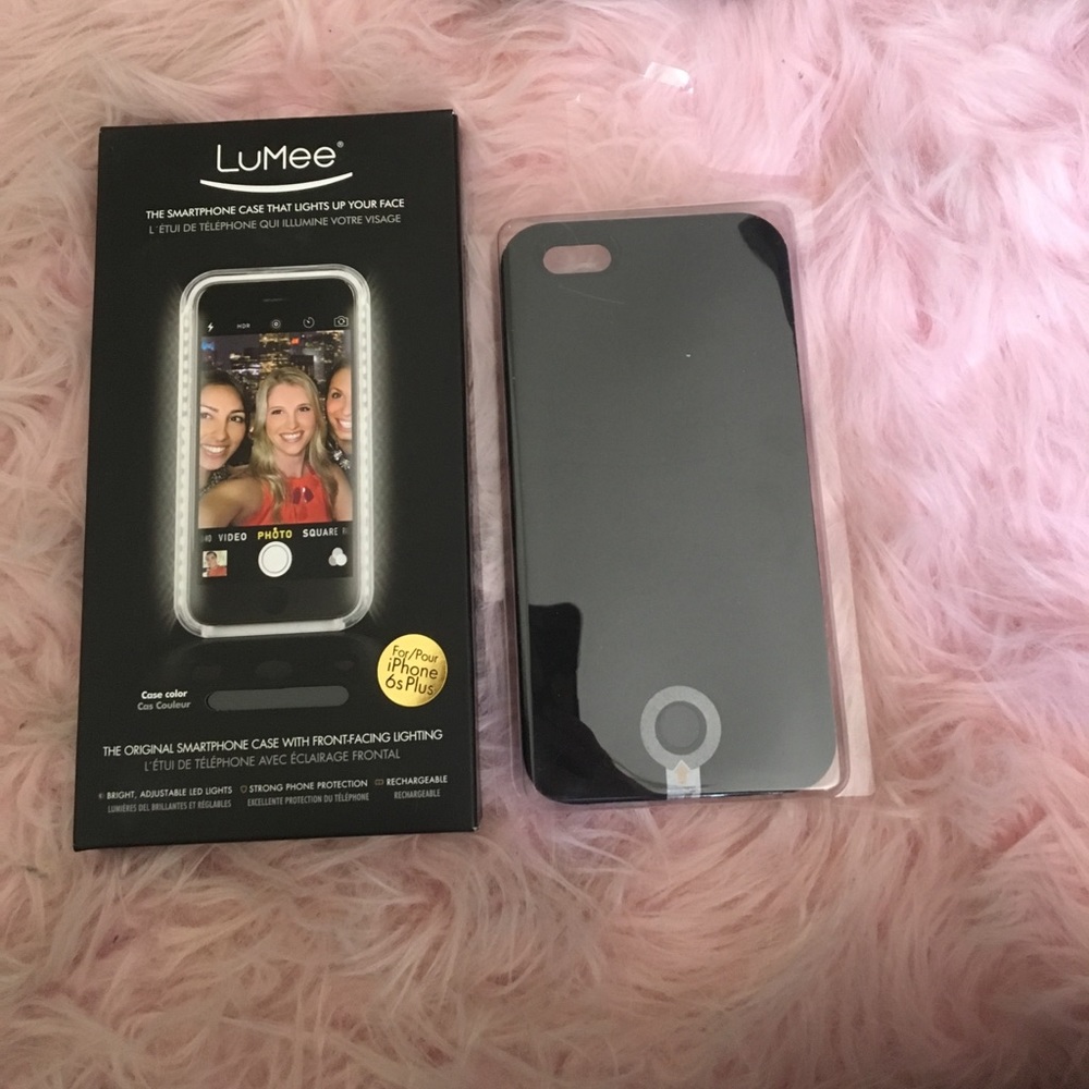 Never been used iPhone 6/7+ Lumee case