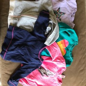 Girls 2T sweatshirts (5 in lot)