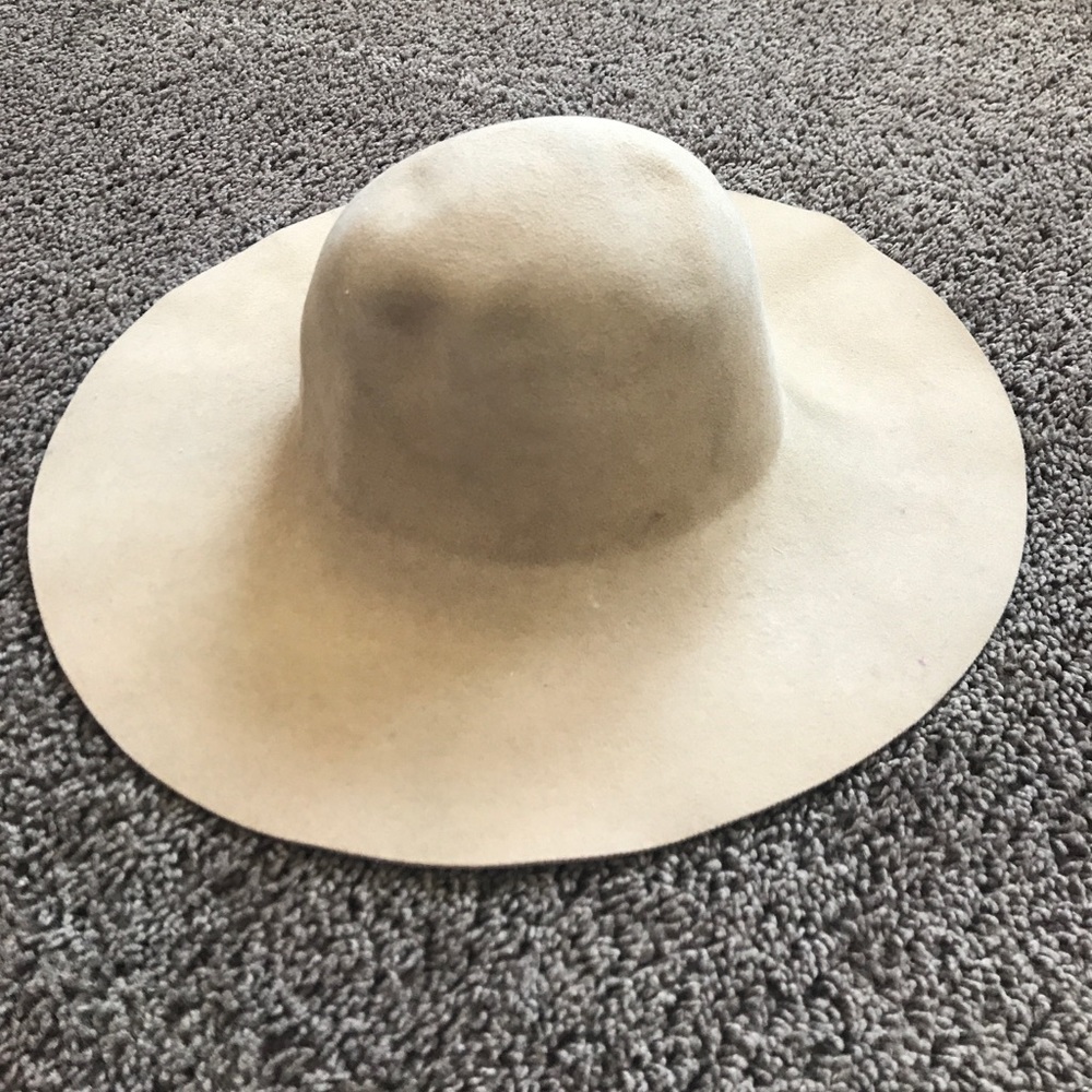 American Apparel hat