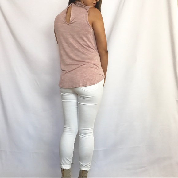 • Criss-cross Choker Top • - Picture 3 of 7