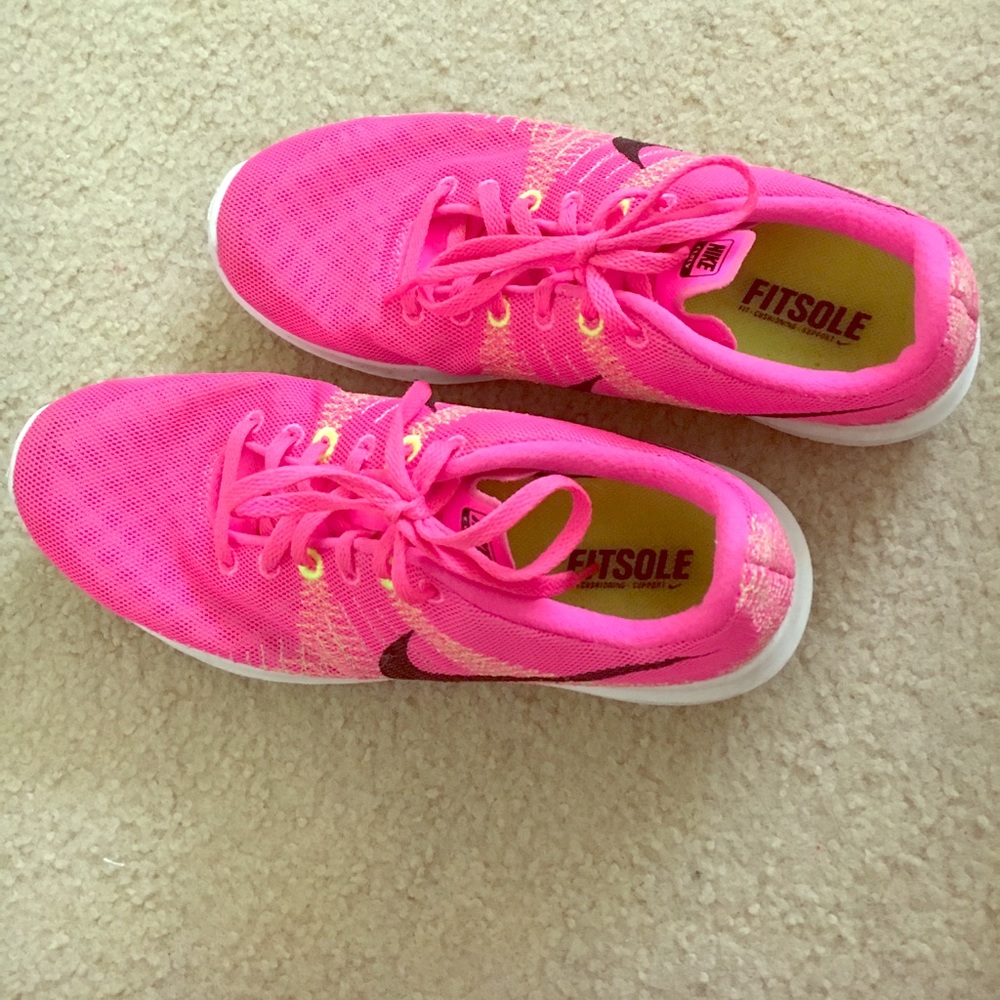 Nike Flex Fury Women's Shoe