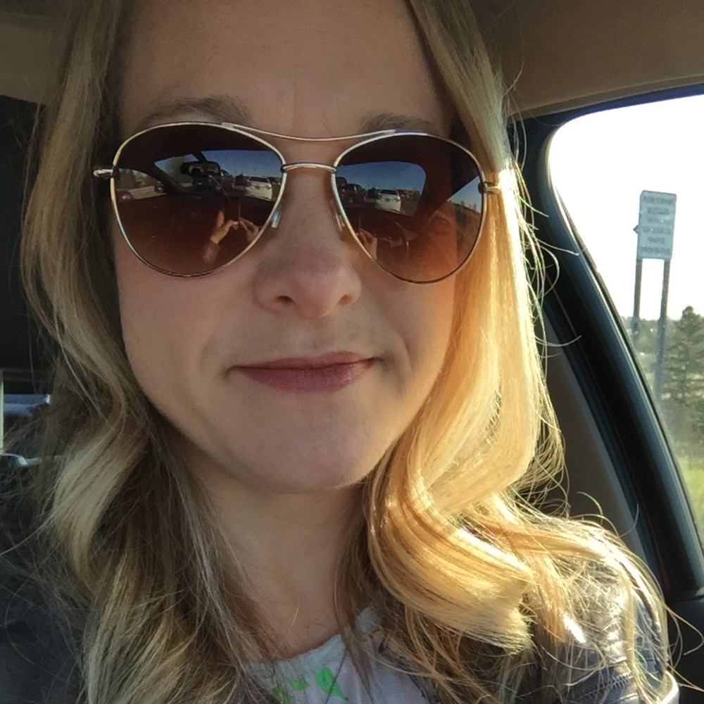 Meet your Posher, Sara