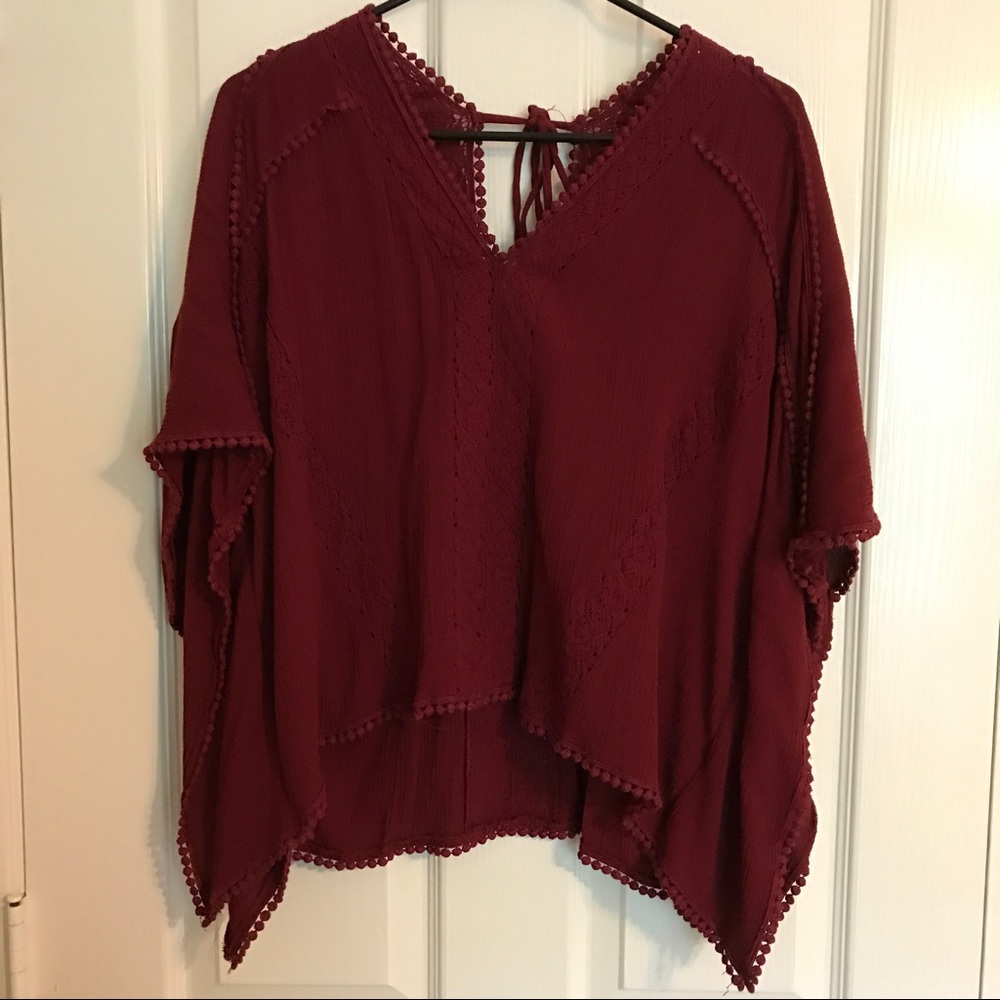Forever21 Relaxed Top With Round Detailed Trimming