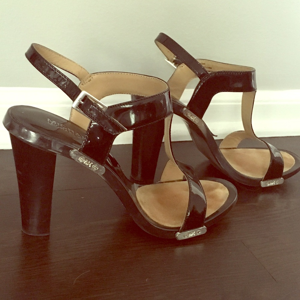 MICHAEL Michael Kors black patent sandals