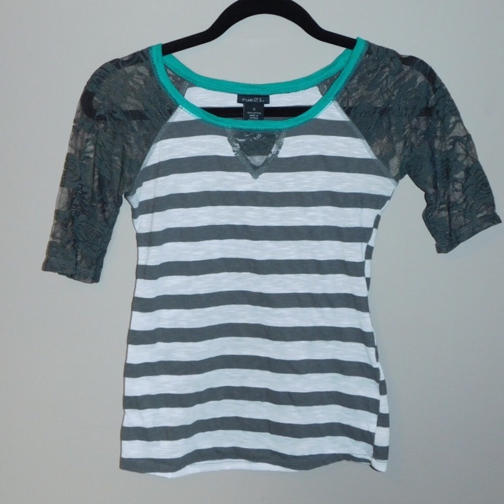 Rue 21 Shirt
