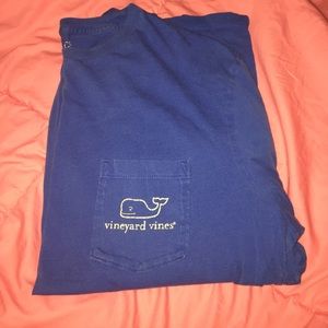 Vineyard vines Tee