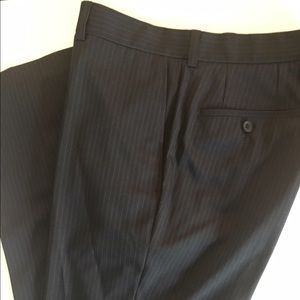 Hugo boss black striped dress pants, size 34R mens
