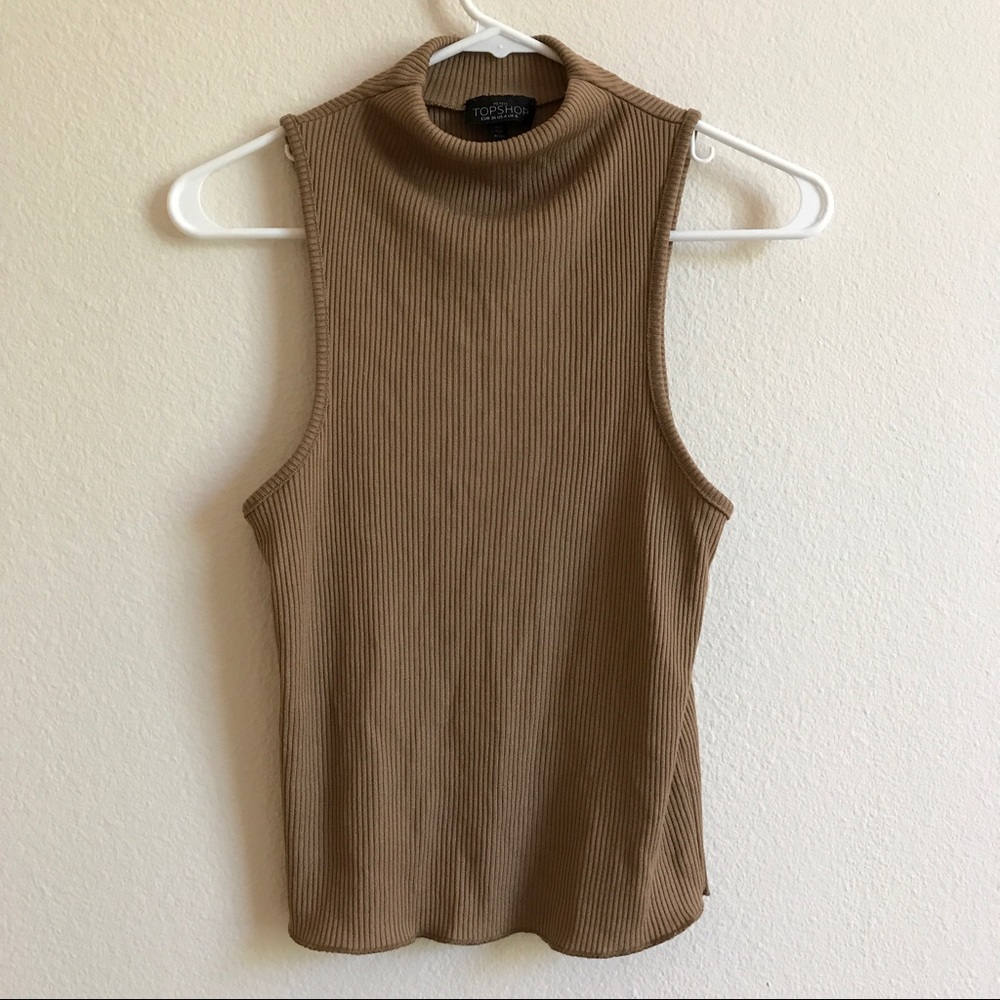 Ribbed tan topshop turtleneck top 💕