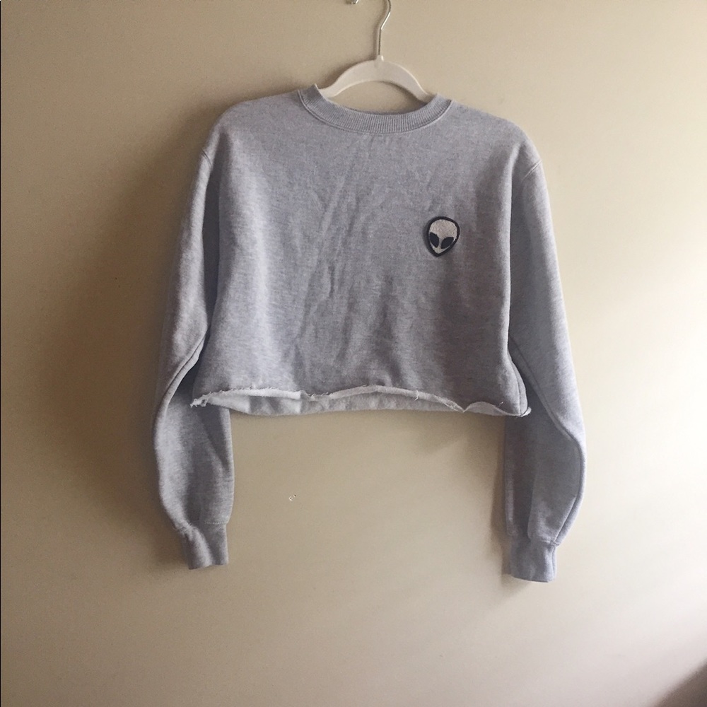 PacSun cropped sweatshirt with alien patch