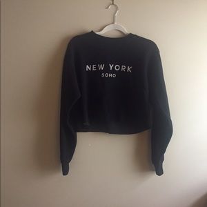 PacSun "New York Soho" cropped sweatshirt