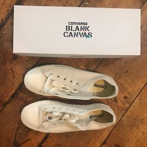 All White Canvas Converse Low Tops