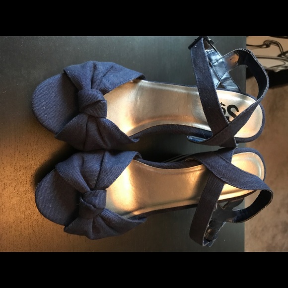 Summer wedges - Picture 2 of 2