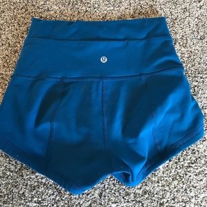 LuLu Lemon shorts size 6