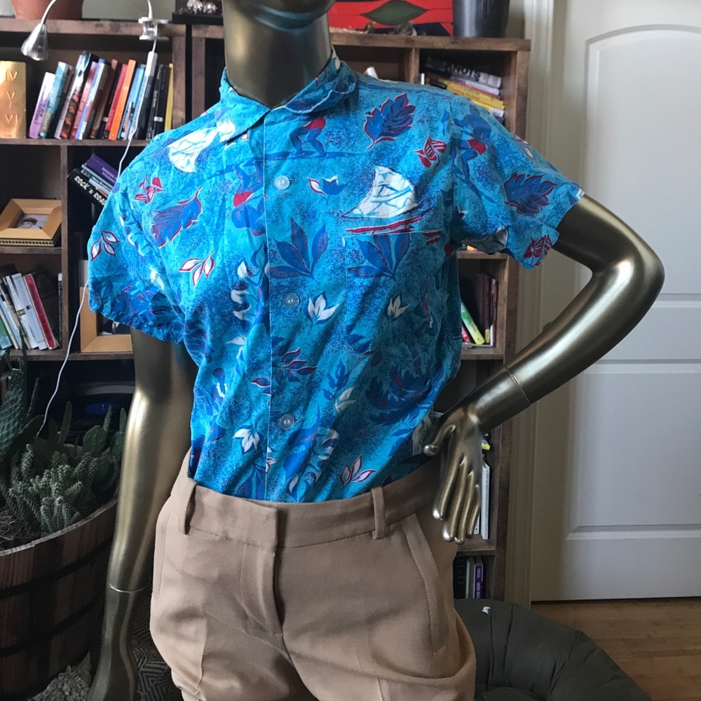 authentic vintage sailboat/leaf hawaiian shirt
