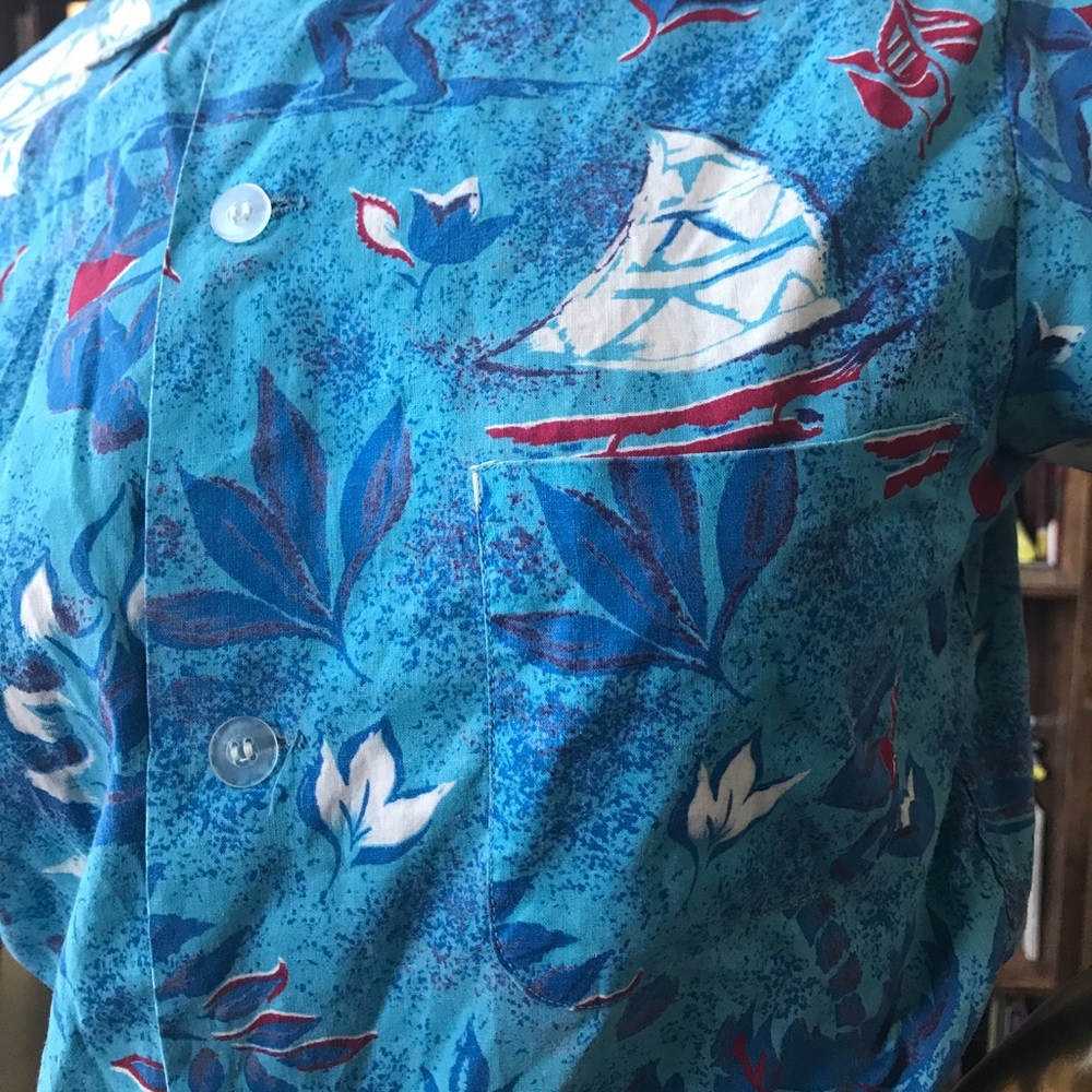 authentic vintage sailboat/leaf hawaiian shirt - Picture 5 of 6