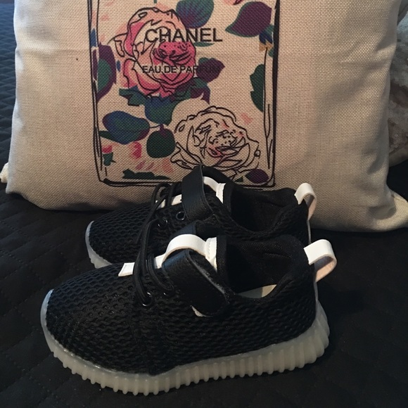 SOLD!!!!! - Picture 3 of 4