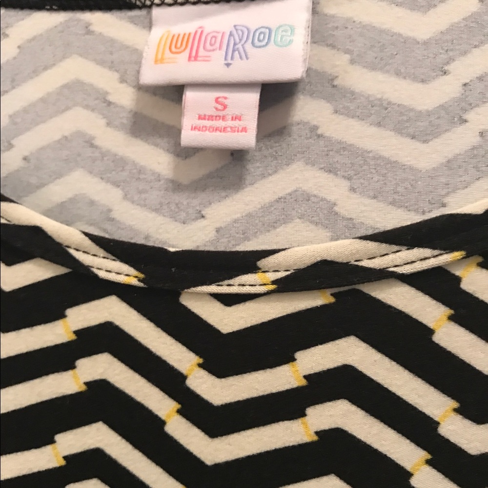 Lularoe Irma - Picture 2 of 2