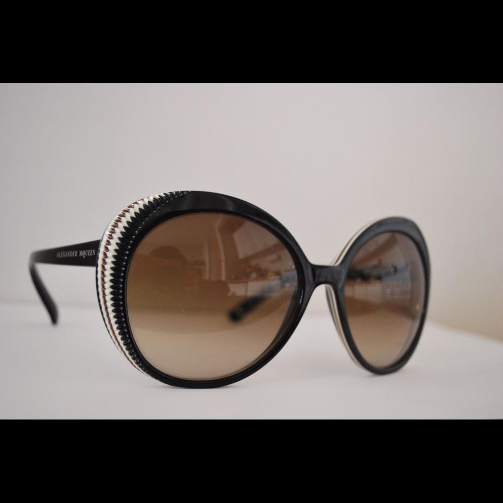 Alexander McQueen Sunglasses