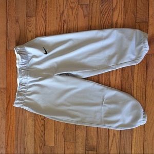 Nike Ladies Jogging Capris