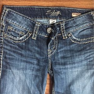 Silver jeans mckenzie capris 26