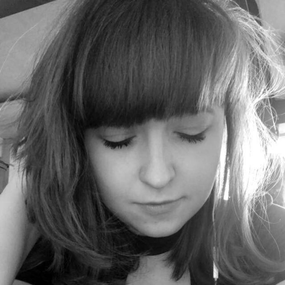 Meet your Posher, Elena