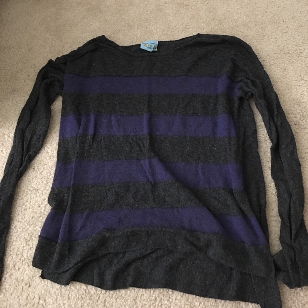 Long sleeved tee