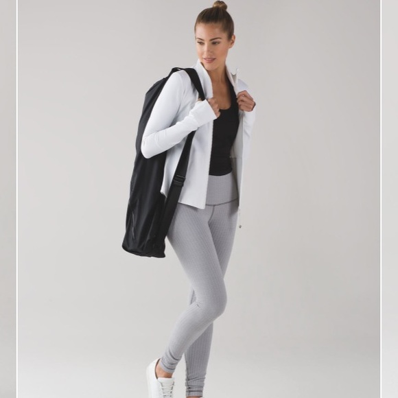 lululemon athletica Pants - Lululemon Wunder Under (Hi-Rise)