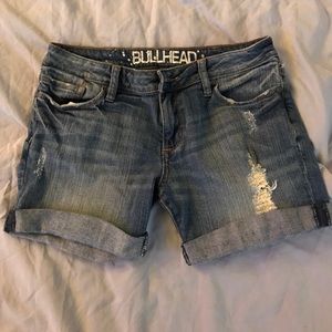 Bullhead jean shorts size 1
